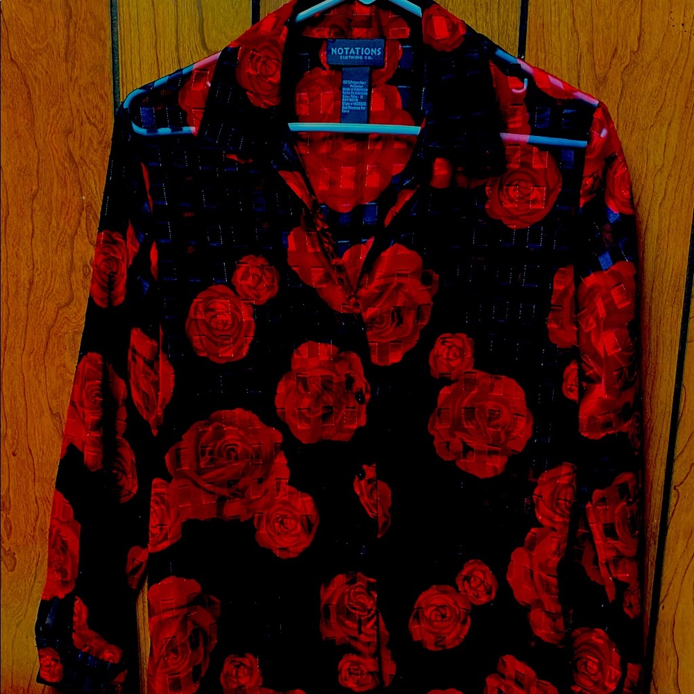 VINTAGE Notations Dress blouse in UNIQUE pattern of RED ROSES on BLACK AND RED